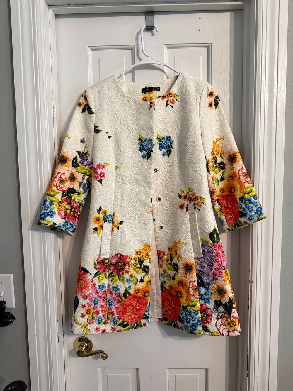 Textured Cream Floral Swing Coat